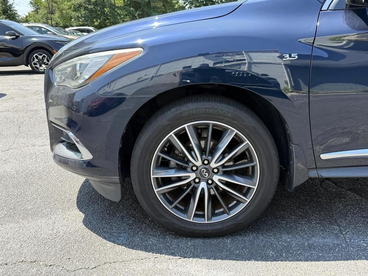 Infiniti QX60 2019.5 LUXE AWD 2019