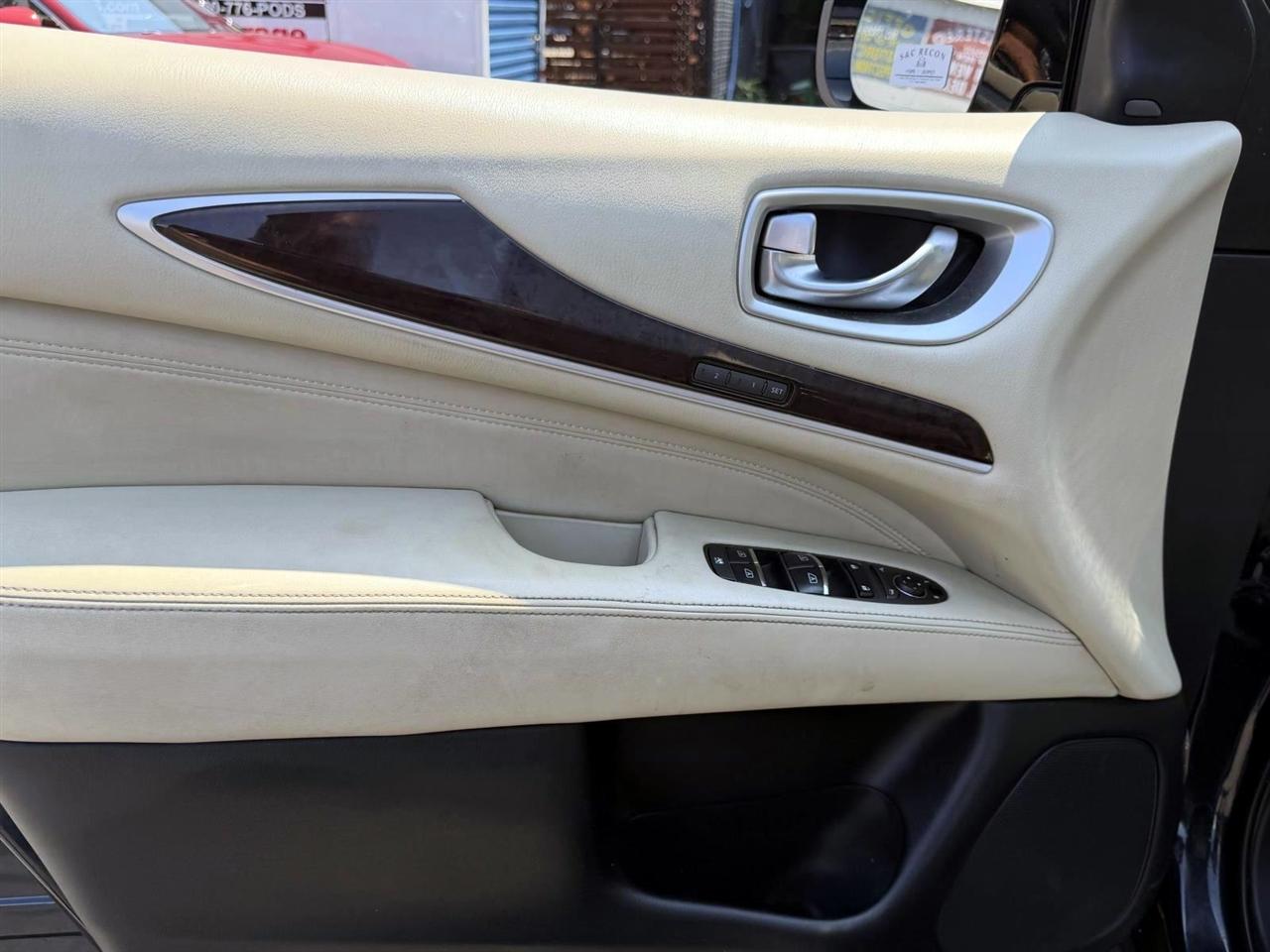 Infiniti QX60 2019.5 LUXE AWD 2019
