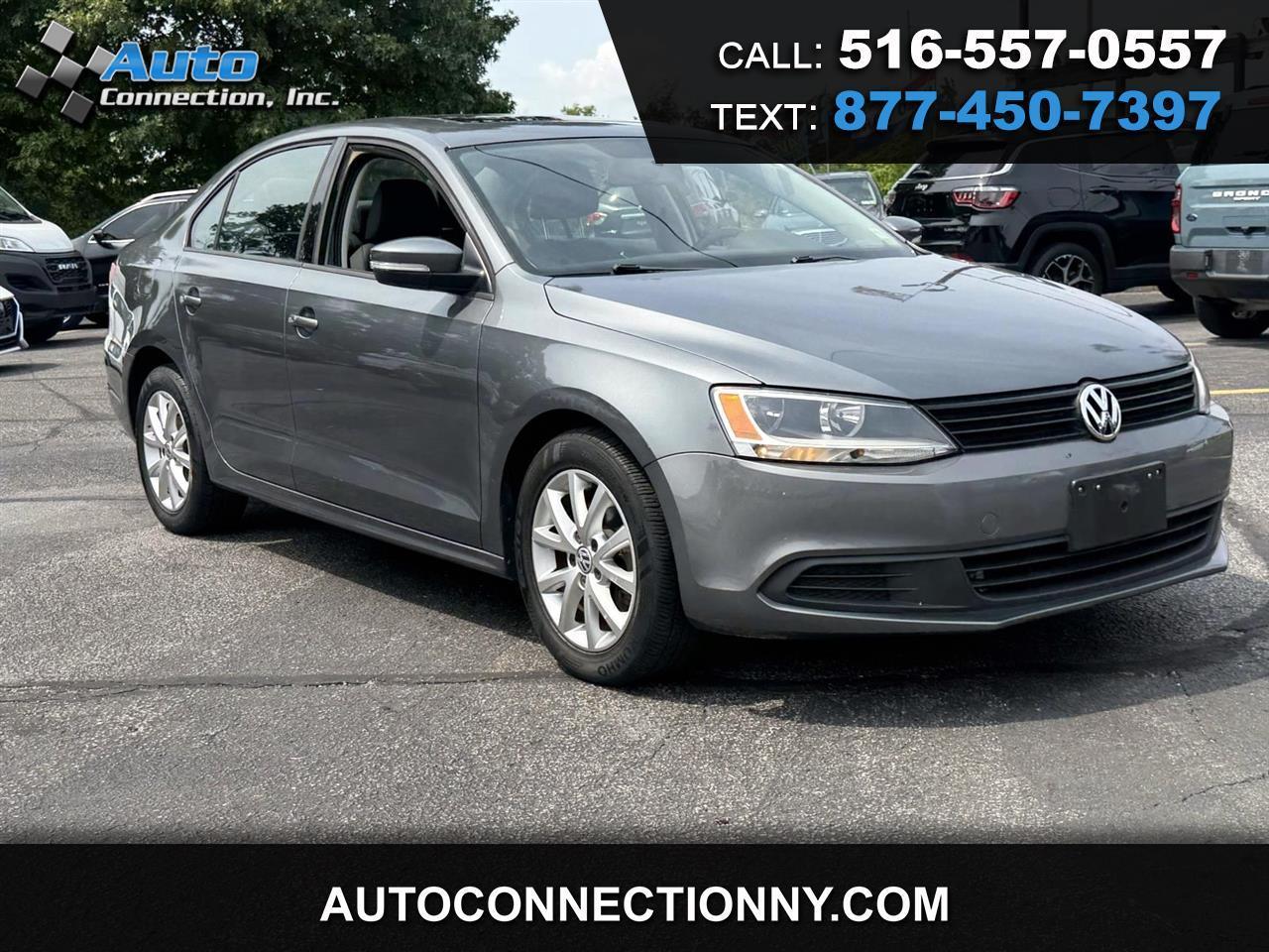 Volkswagen Jetta Sedan 4dr Auto SE PZEV 2011