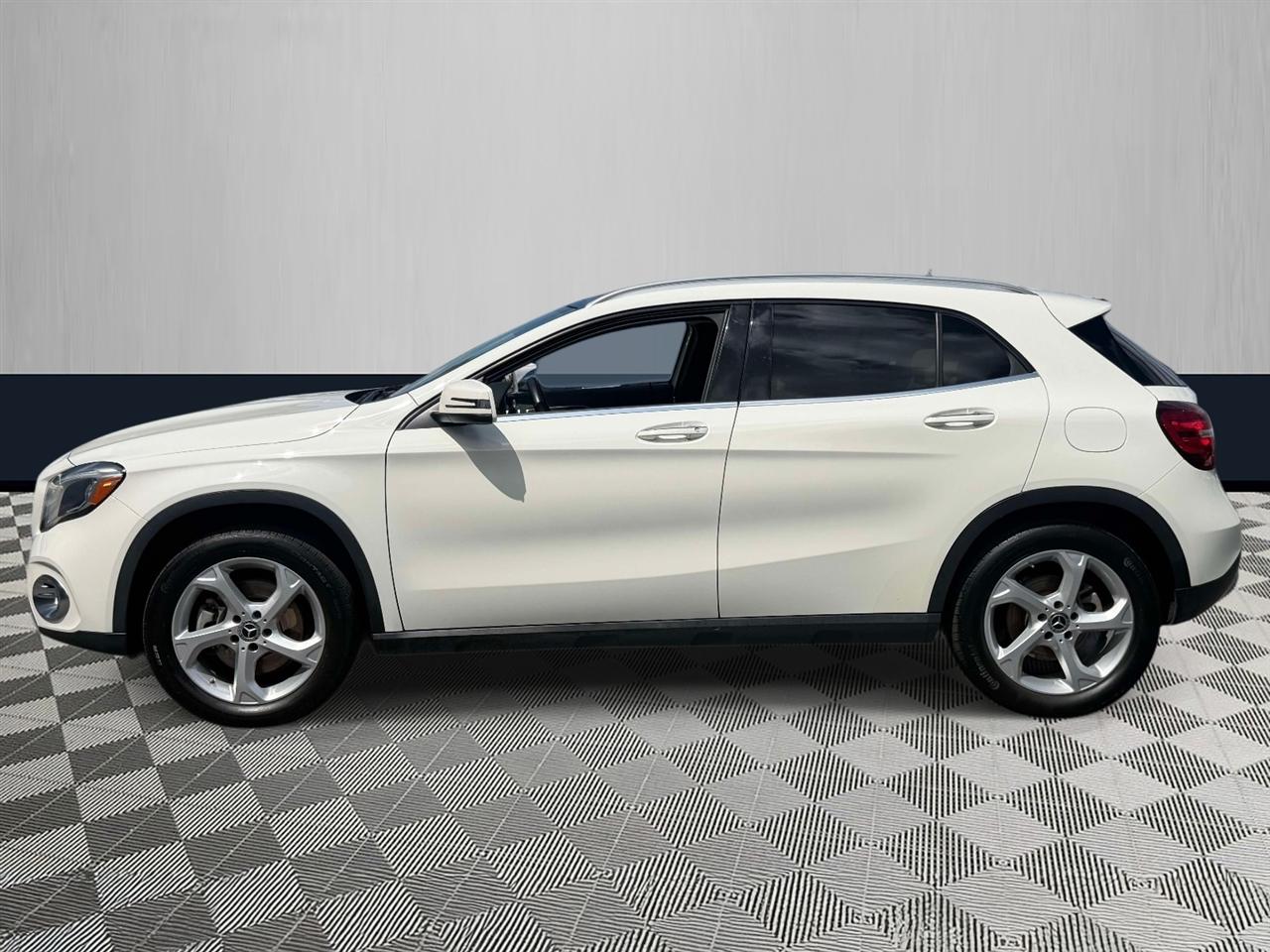 Mercedes-Benz GLA GLA 250 4MATIC SUV 2018