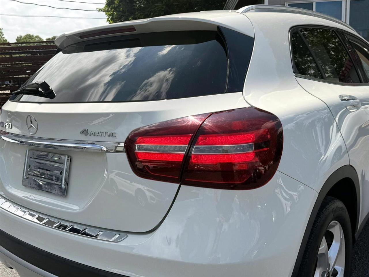 Mercedes-Benz GLA GLA 250 4MATIC SUV 2018