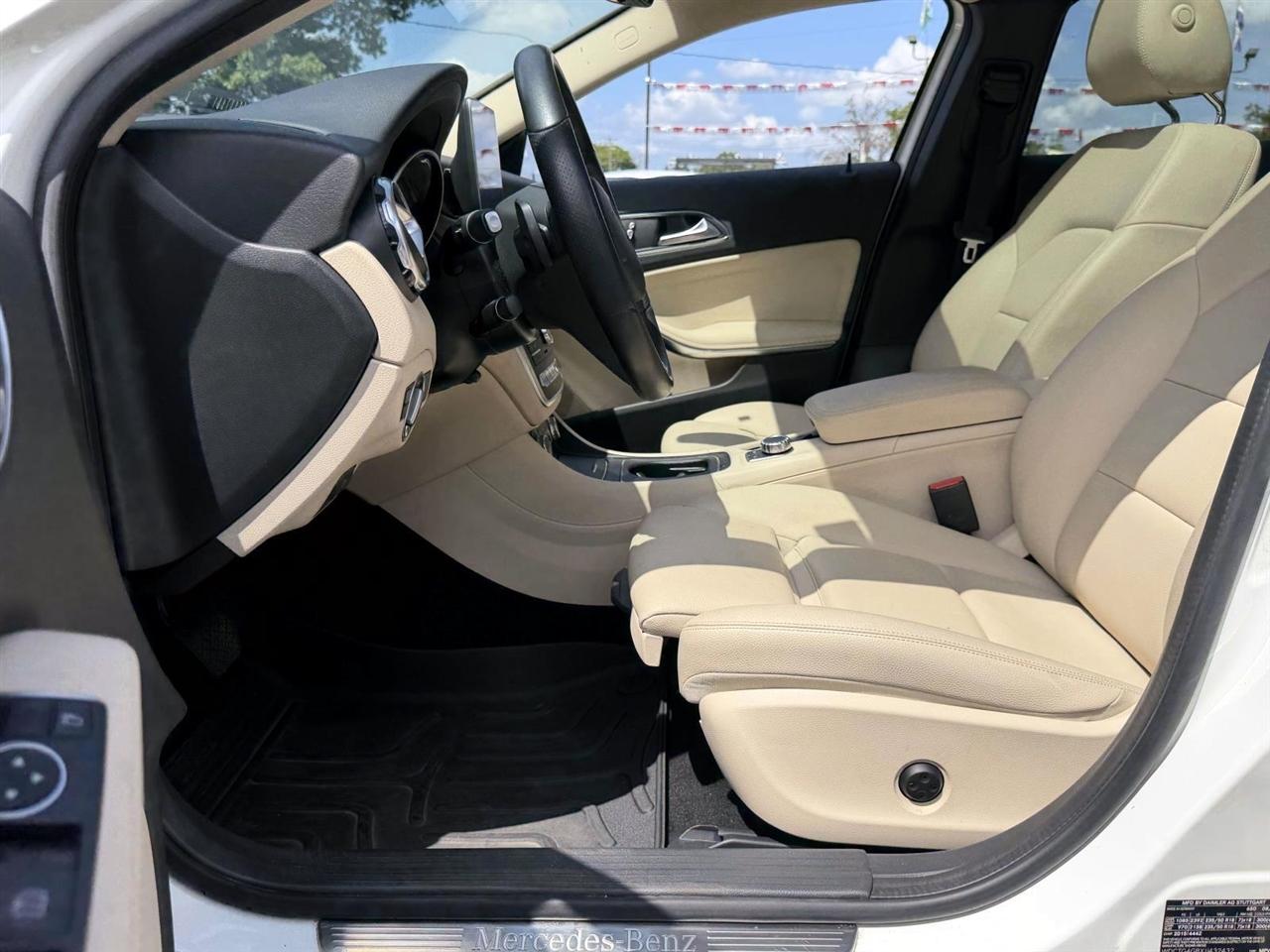 Mercedes-Benz GLA GLA 250 4MATIC SUV 2018