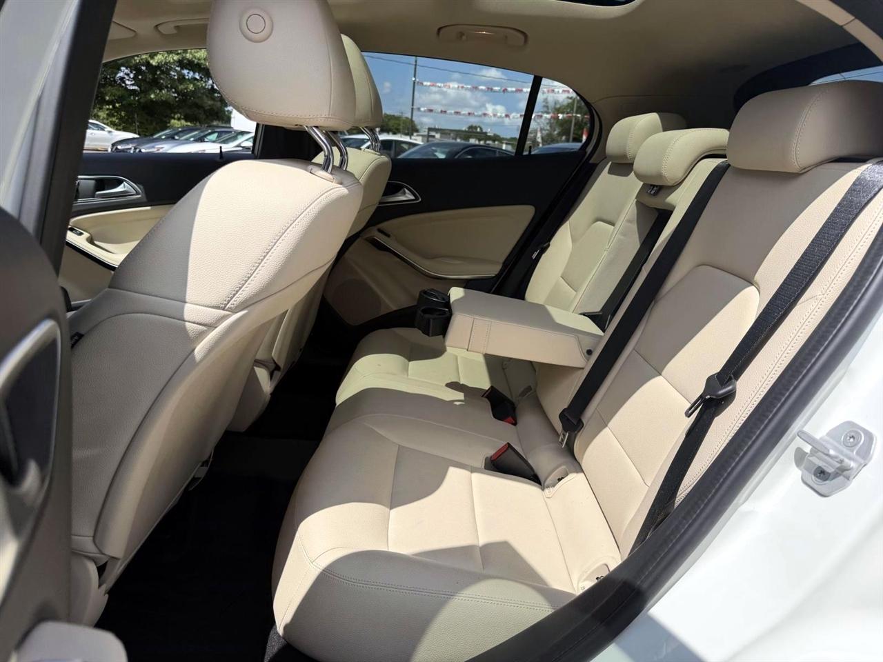 Mercedes-Benz GLA GLA 250 4MATIC SUV 2018
