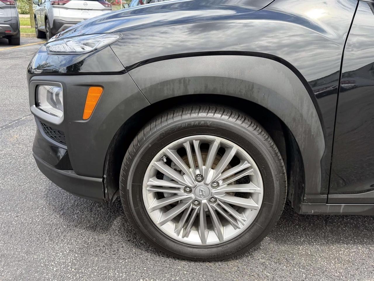 Hyundai Kona SEL Auto FWD 2021