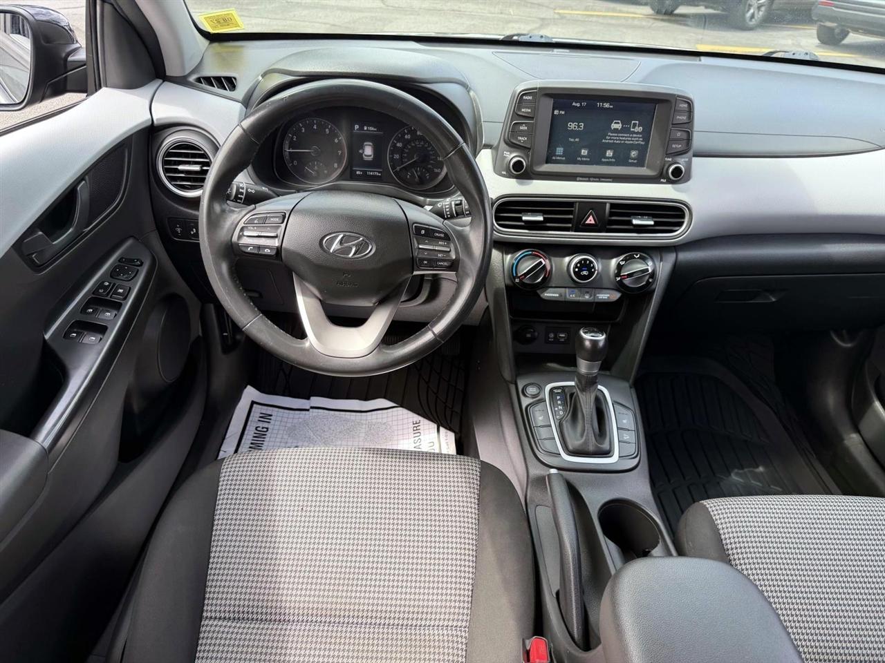 Hyundai Kona SEL Auto FWD 2021