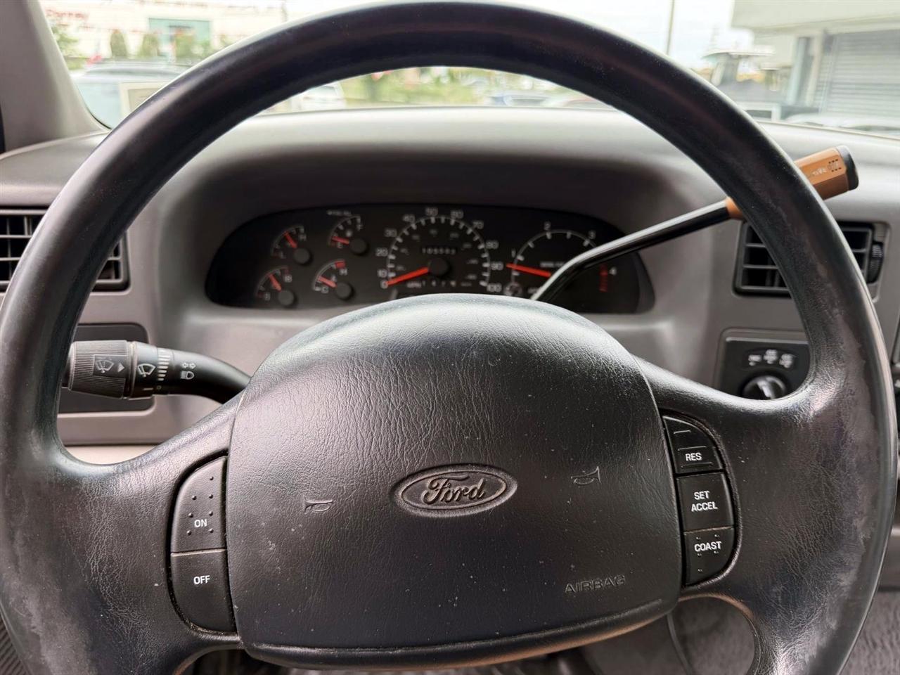 Ford Super Duty F-350 SRW Crew Cab 156" Lariat 4WD 1999