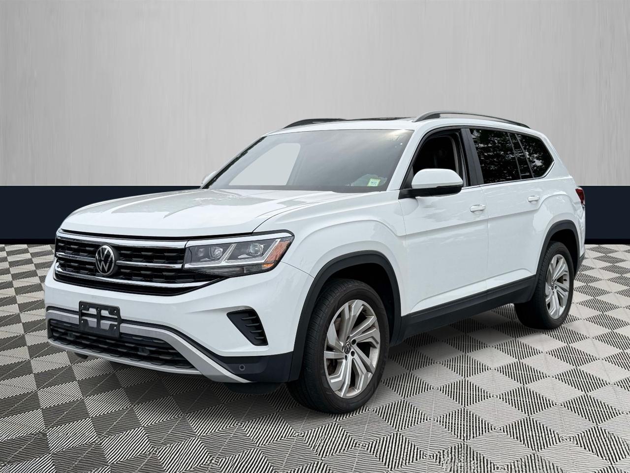 Volkswagen Atlas 3.6L V6 SE w/Technology 4MOTION 2023