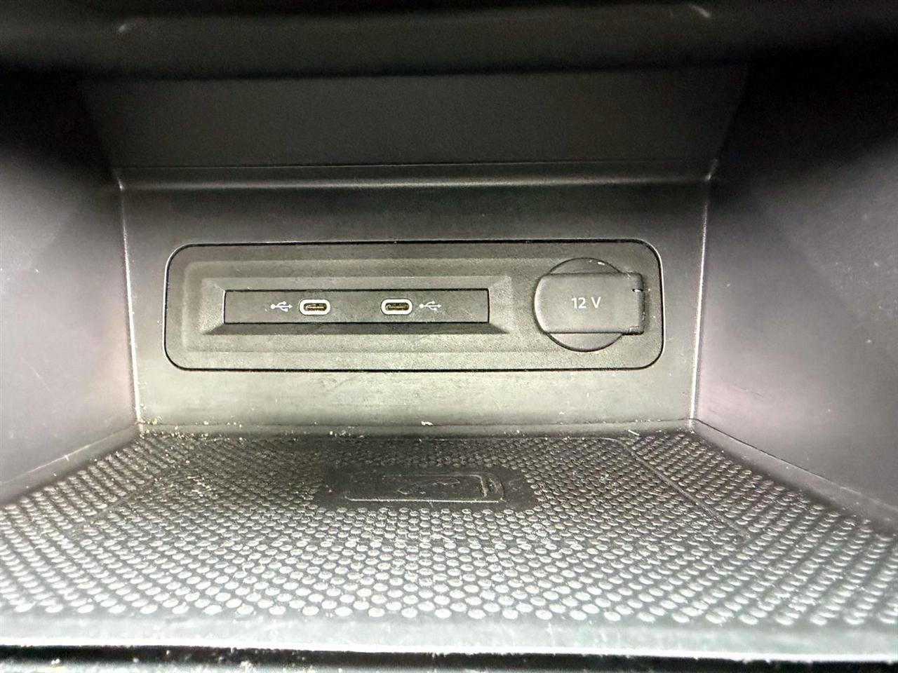 Volkswagen Atlas 3.6L V6 SE w/Technology 4MOTION 2023