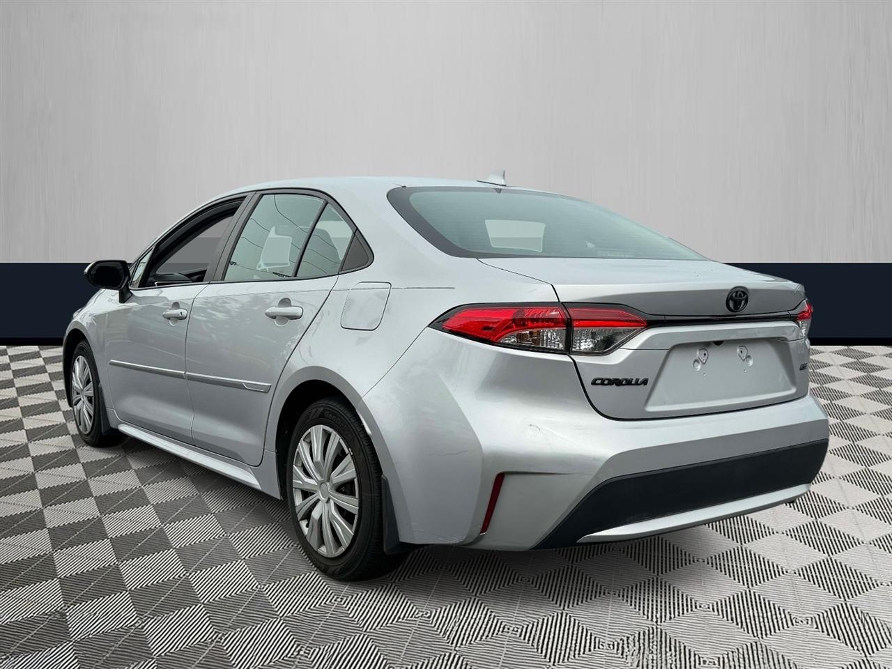 Toyota Corolla LE CVT (Natl) 2020