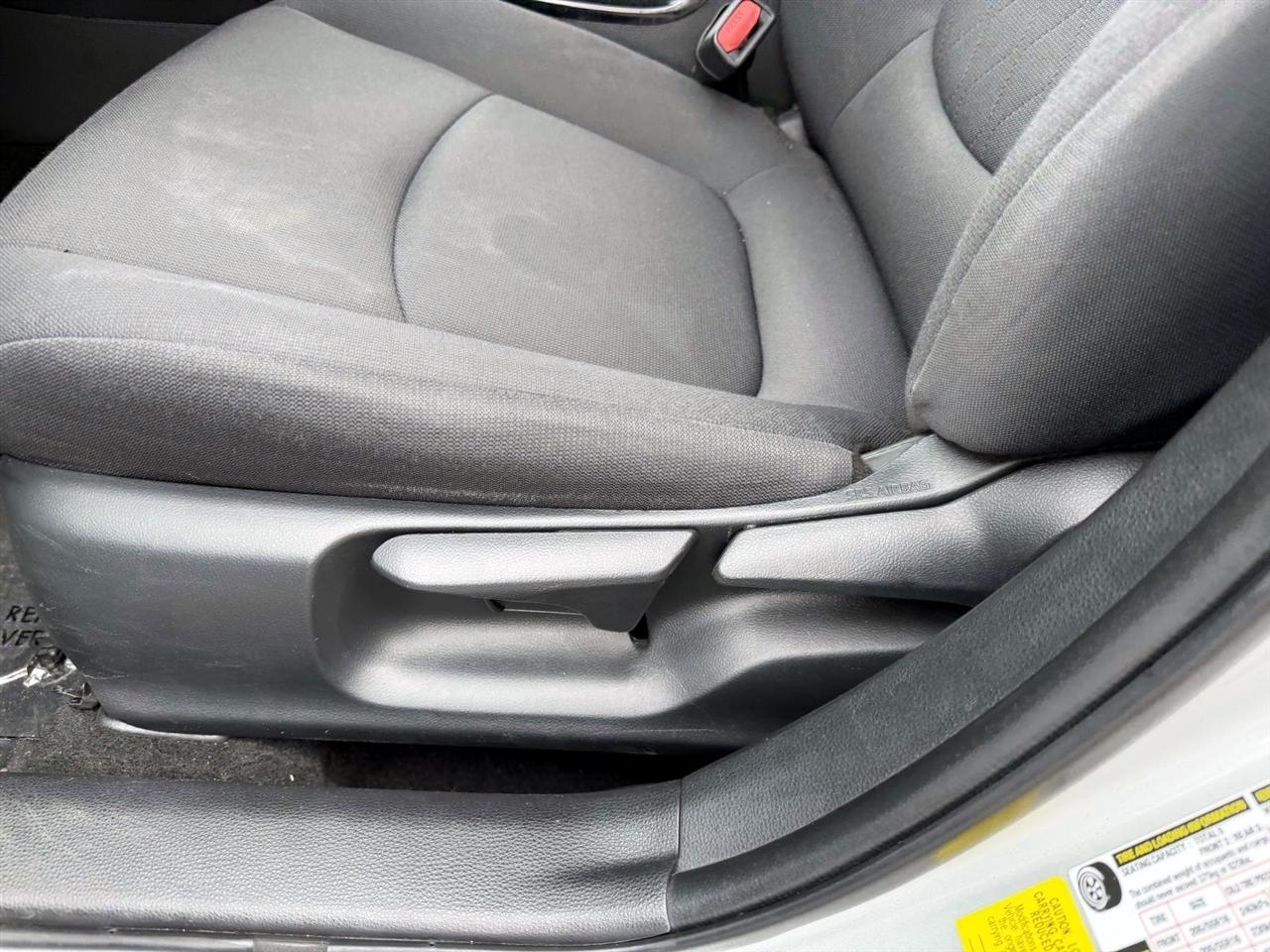 Toyota Corolla LE CVT (Natl) 2020