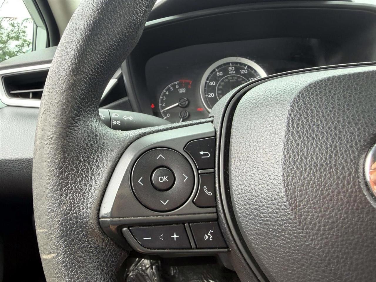 Toyota Corolla LE CVT (Natl) 2020