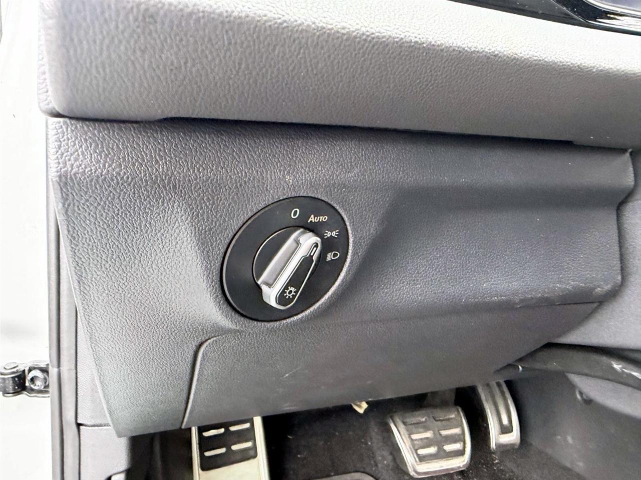 Volkswagen Jetta Sport Auto 2025