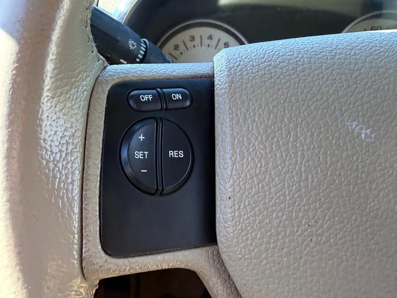 Ford Explorer 4WD 4dr V6 Eddie Bauer 2009