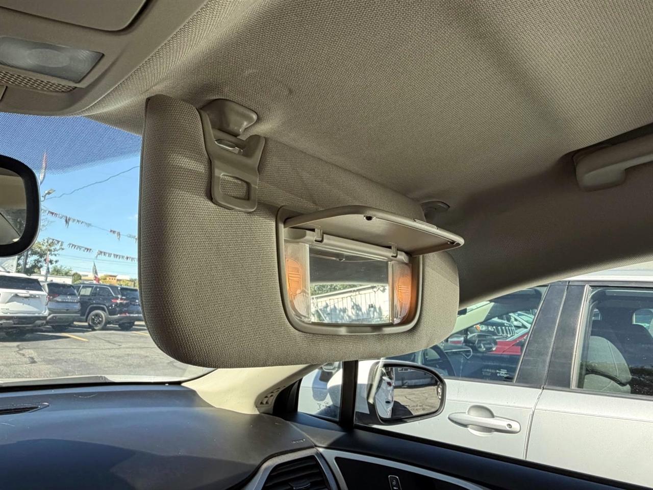 Ford Fusion S FWD 2019