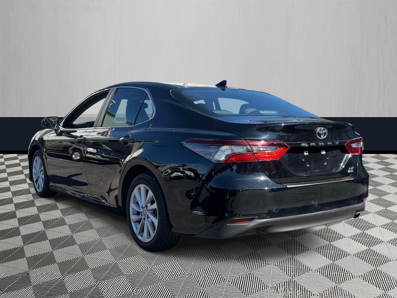 Toyota Camry LE Auto AWD (Natl) 2022