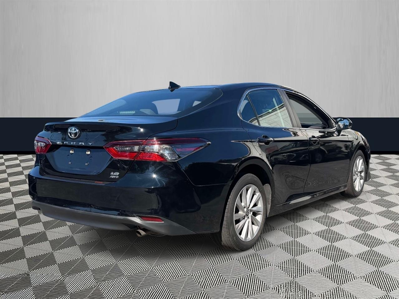 Toyota Camry LE Auto AWD (Natl) 2022