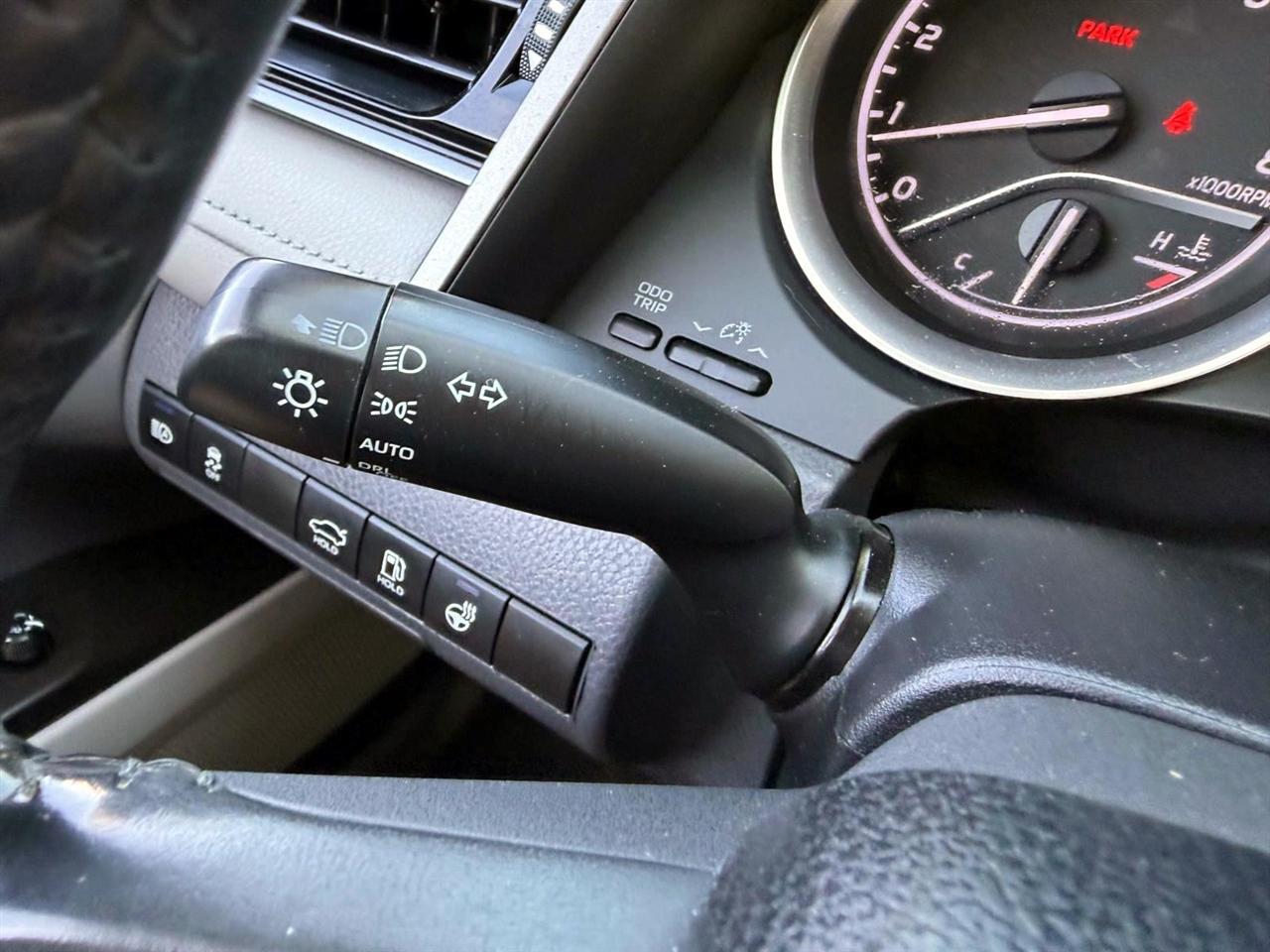 Toyota Camry LE Auto AWD (Natl) 2022
