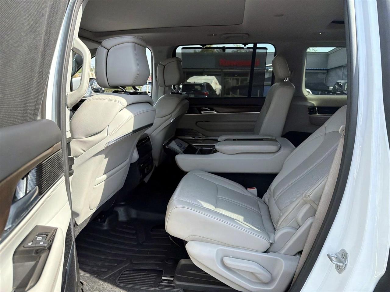 Jeep Grand Wagoneer Series I 4x4 2022