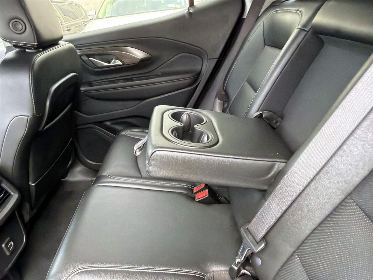 GMC Terrain AWD 4dr SLT 2024