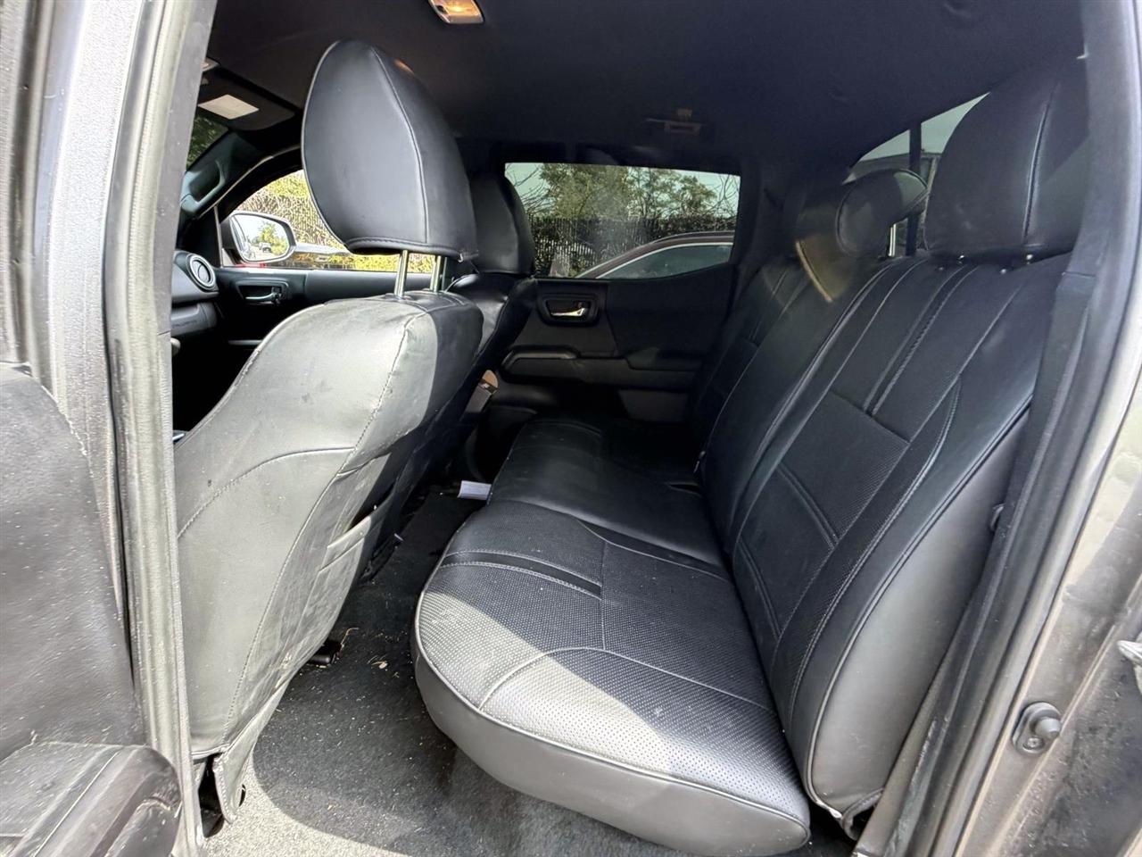Toyota Tacoma 4WD TRD Off Road Double Cab 5' Bed V6 MT (Natl) 2021
