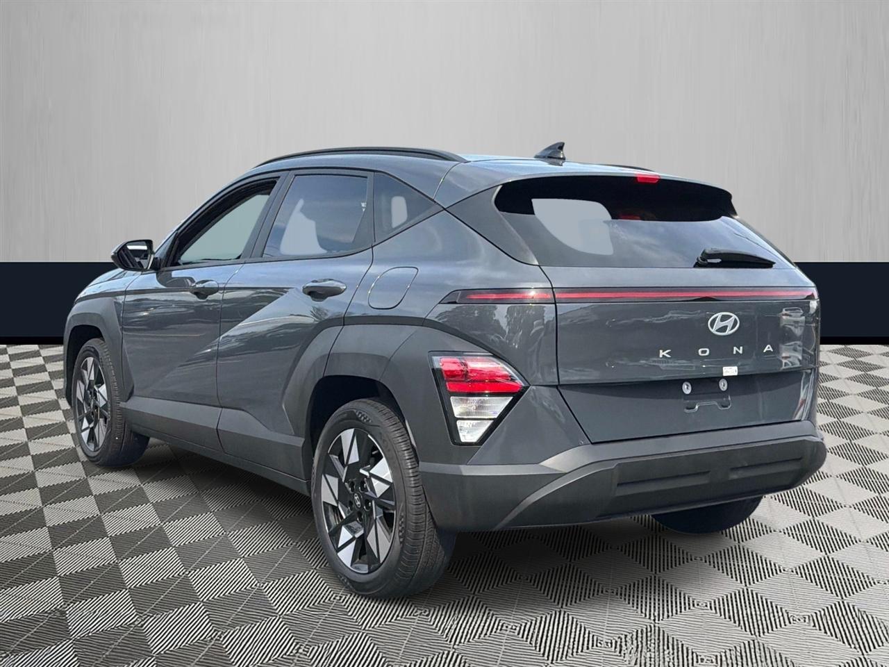 Hyundai Kona SEL FWD 2024