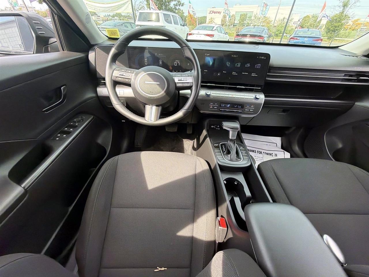Hyundai Kona SEL FWD 2024