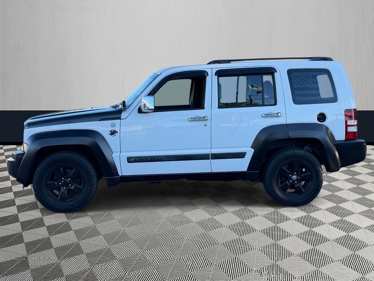 Jeep Liberty 4WD 4dr Sport 2012