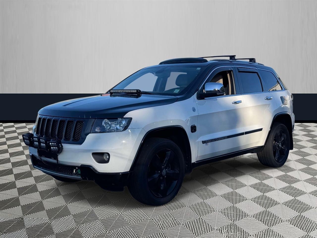 Jeep Grand Cherokee 4WD 4dr Overland 2011
