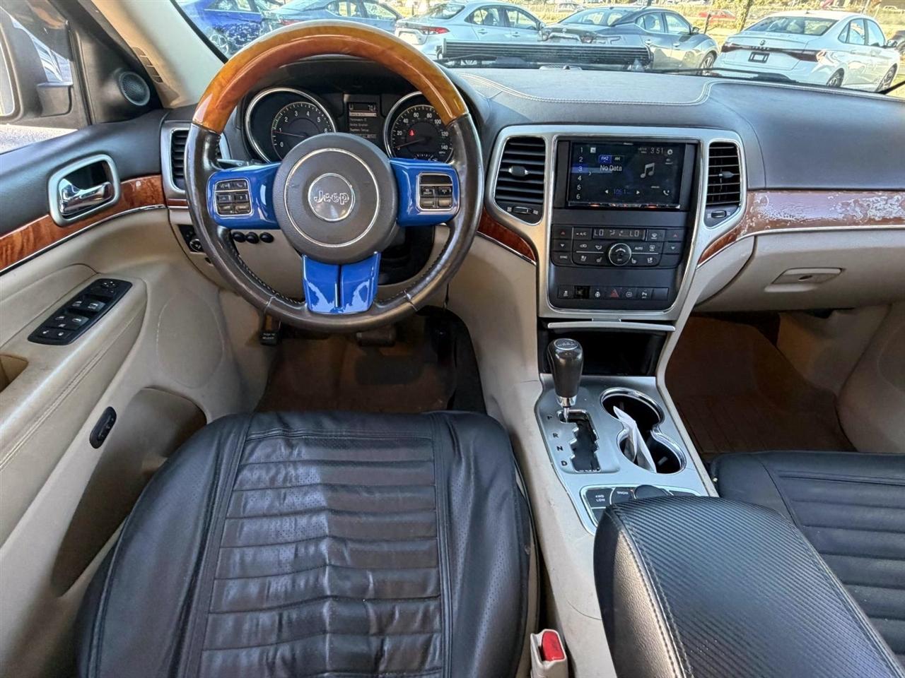 Jeep Grand Cherokee 4WD 4dr Overland 2011