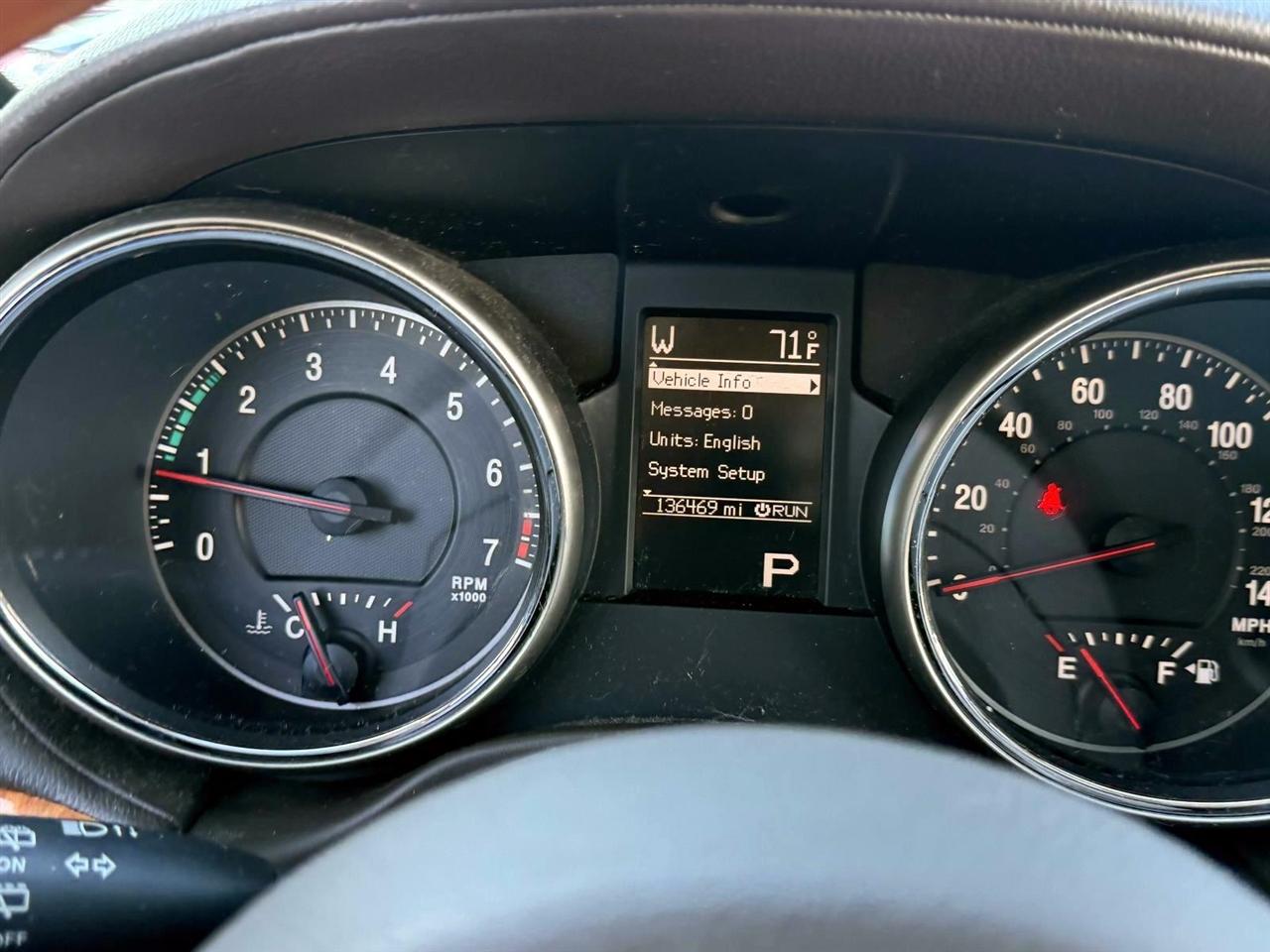 Jeep Grand Cherokee 4WD 4dr Overland 2011