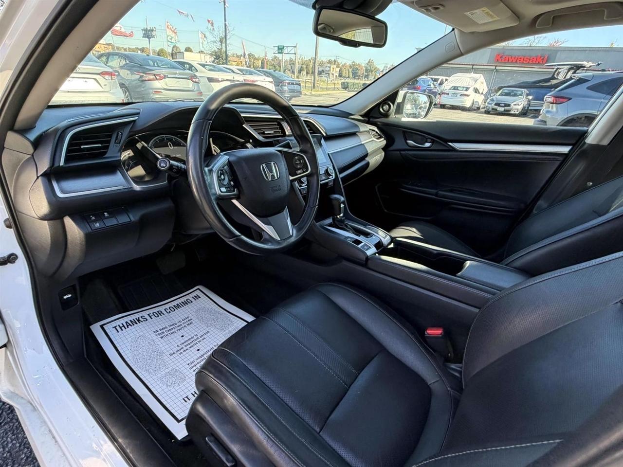 Honda Civic Sedan 4dr CVT Touring 2016