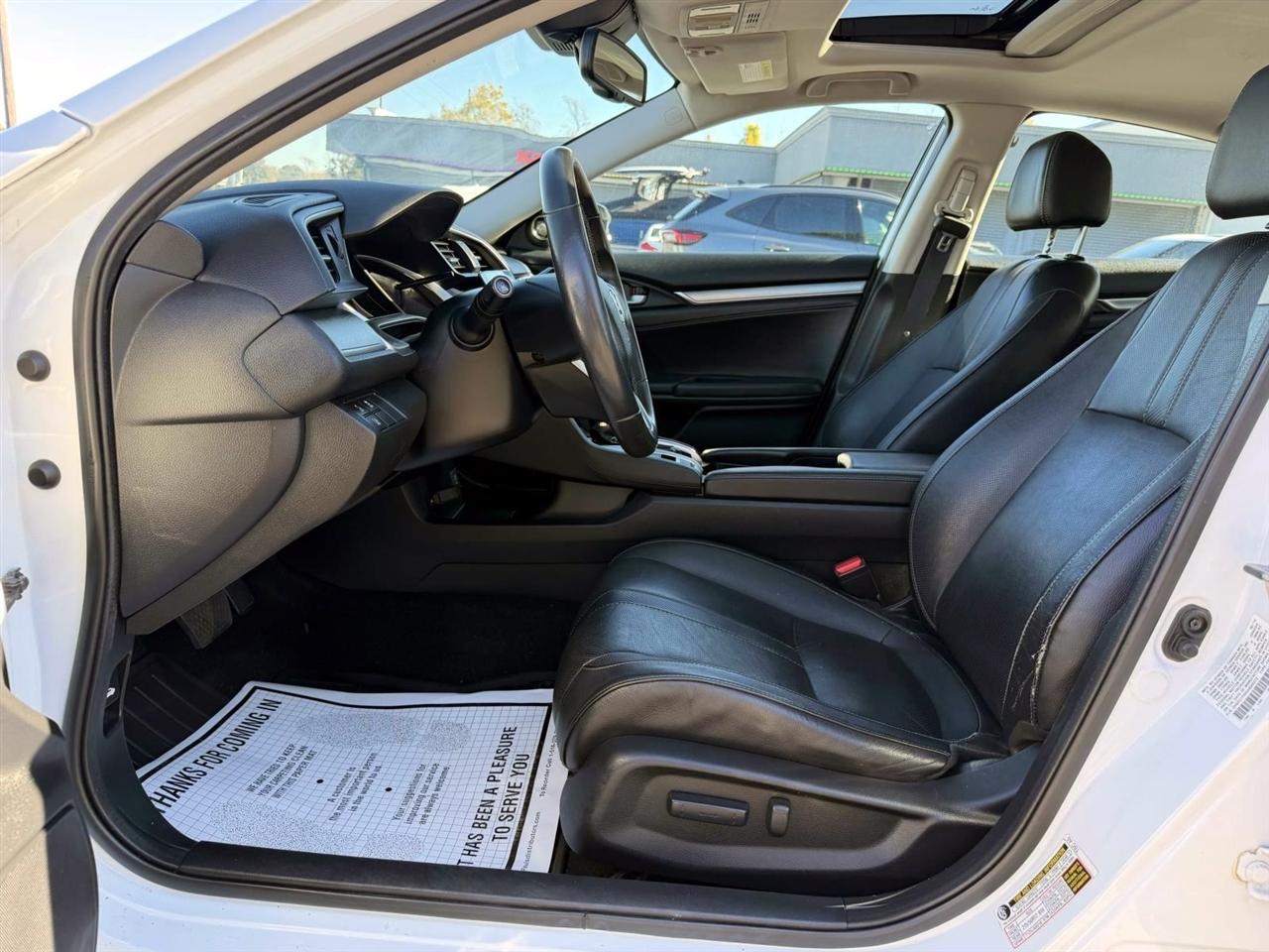 Honda Civic Sedan 4dr CVT Touring 2016