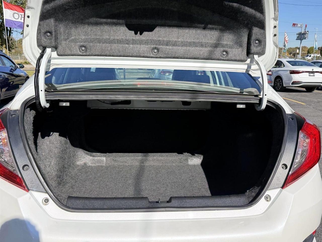 Honda Civic Sedan 4dr CVT Touring 2016