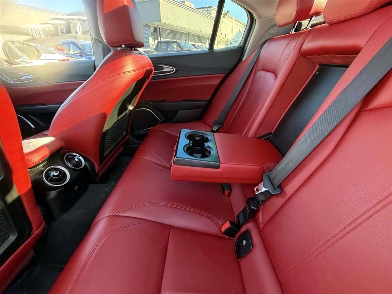 Alfa Romeo Giulia Ti AWD 2021