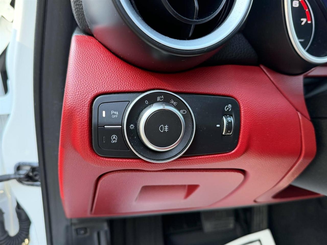 Alfa Romeo Giulia Ti AWD 2021