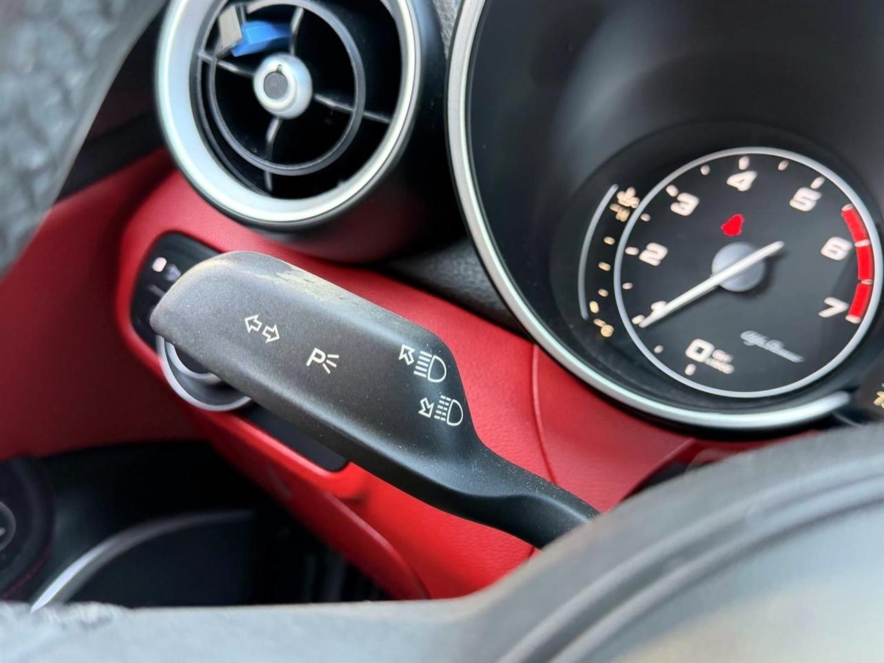 Alfa Romeo Giulia Ti AWD 2021