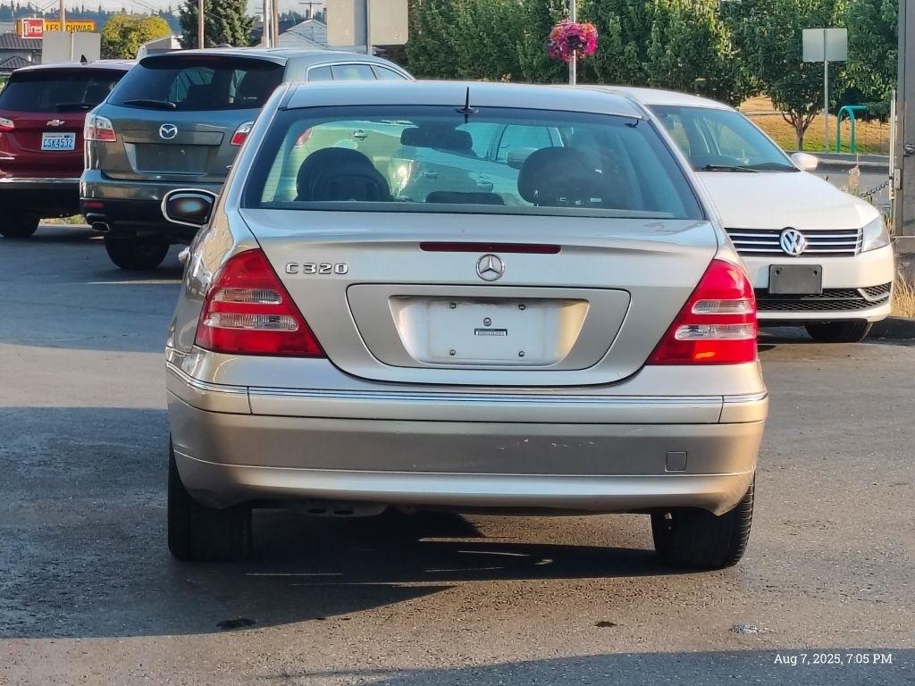 Mercedes-Benz C-Class  2002