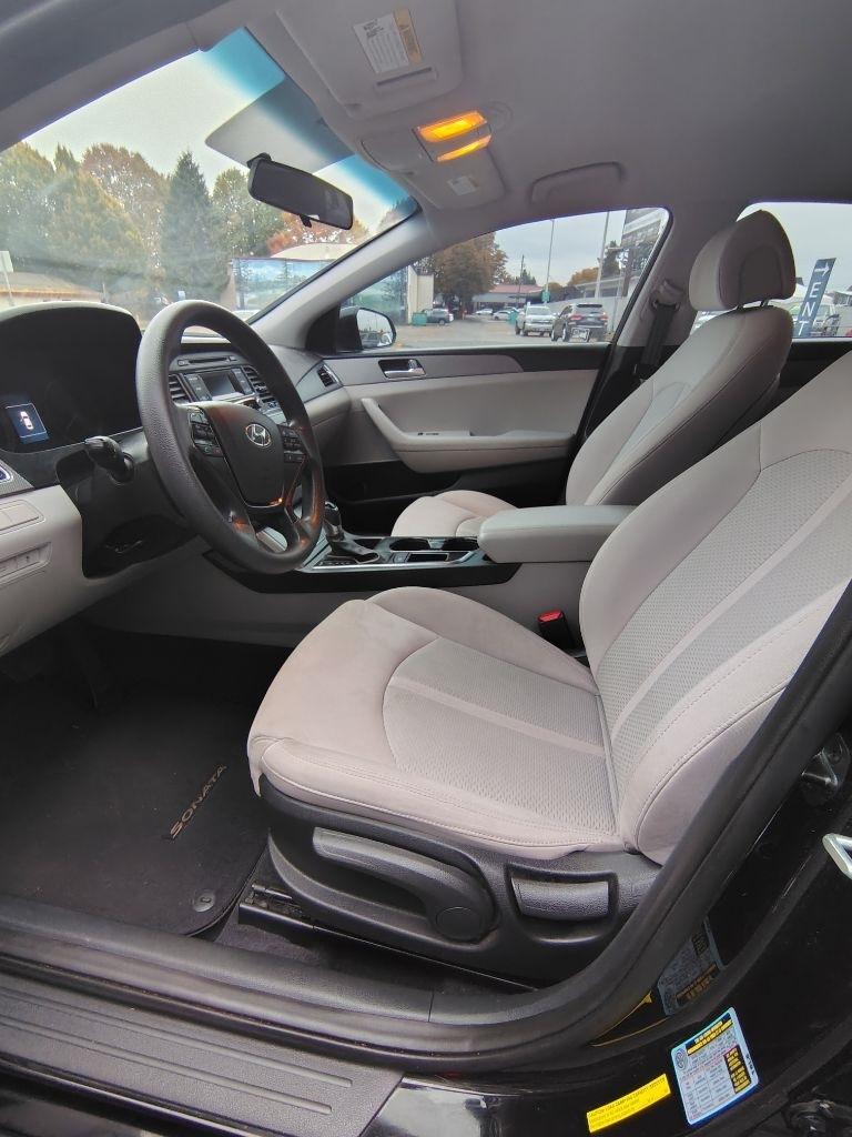 Hyundai Sonata  2016