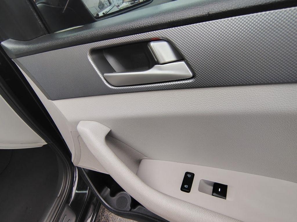 Hyundai Sonata  2016