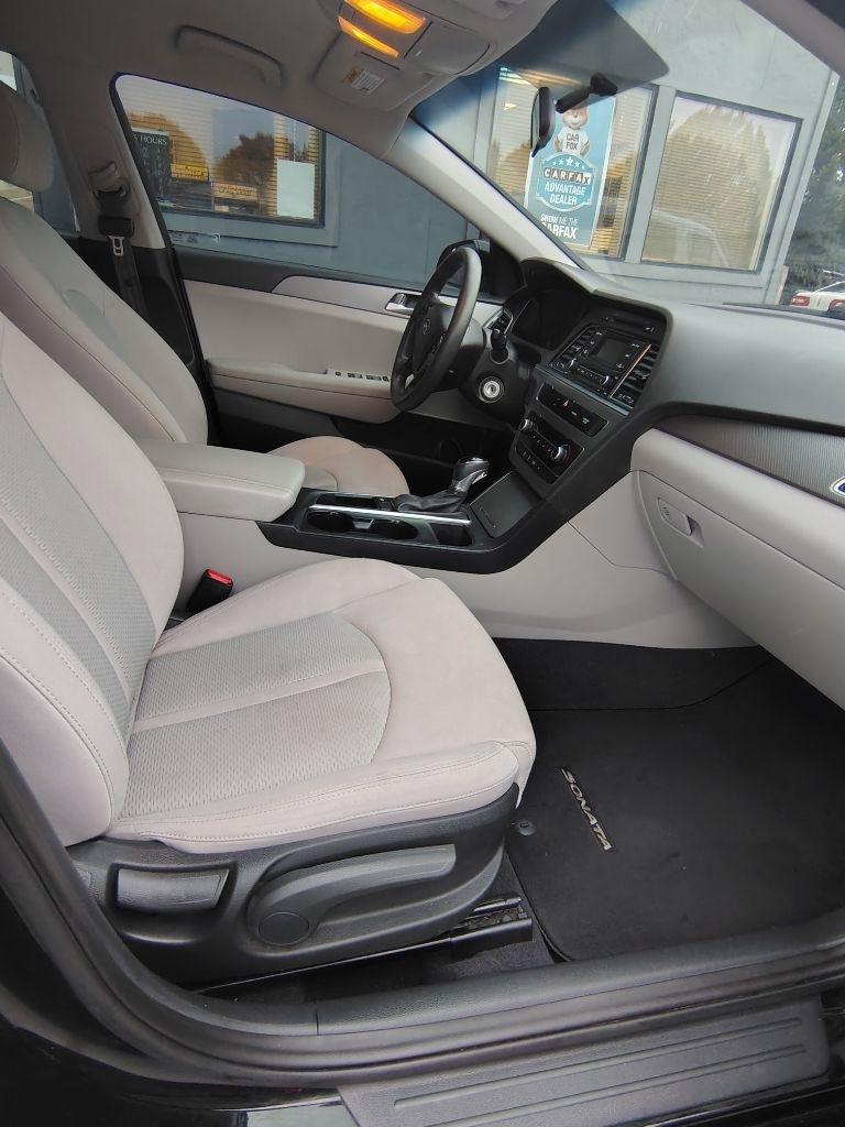 Hyundai Sonata  2016