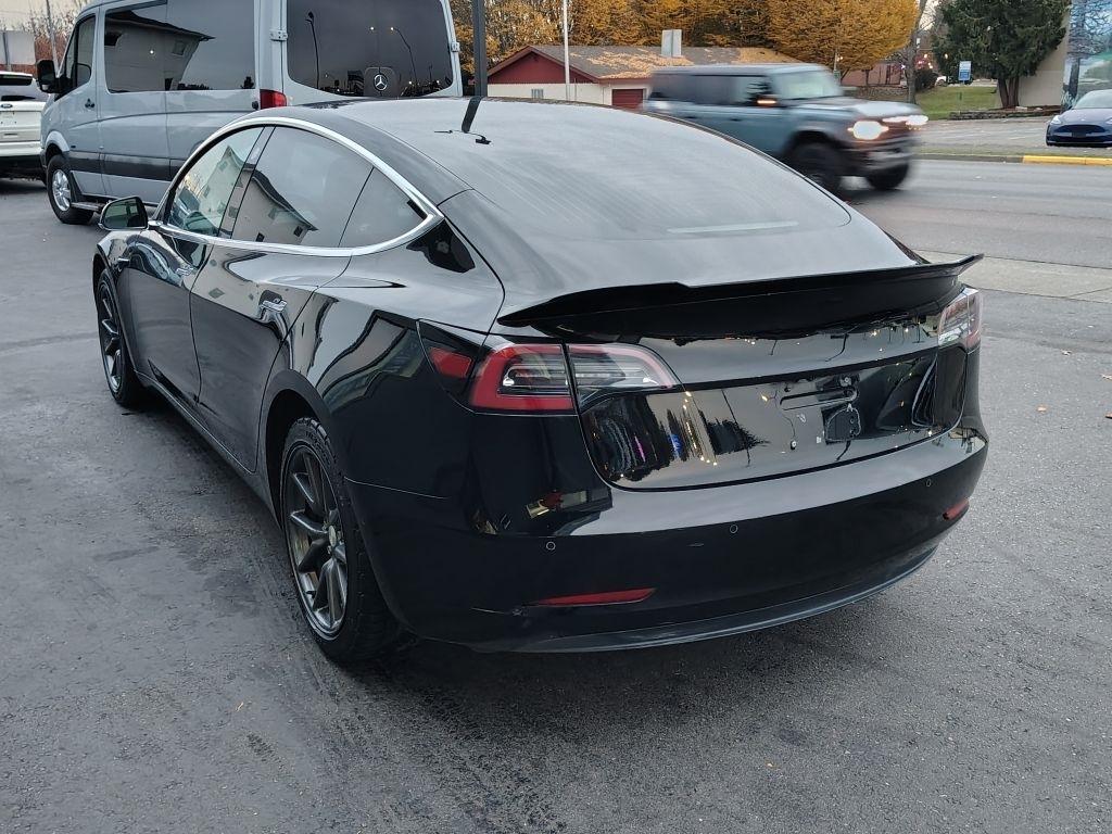 Tesla Model 3  2018