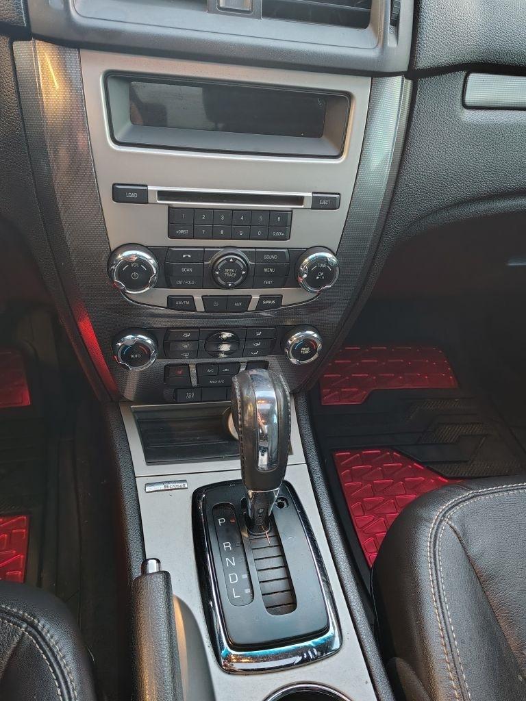 Ford Fusion  2011
