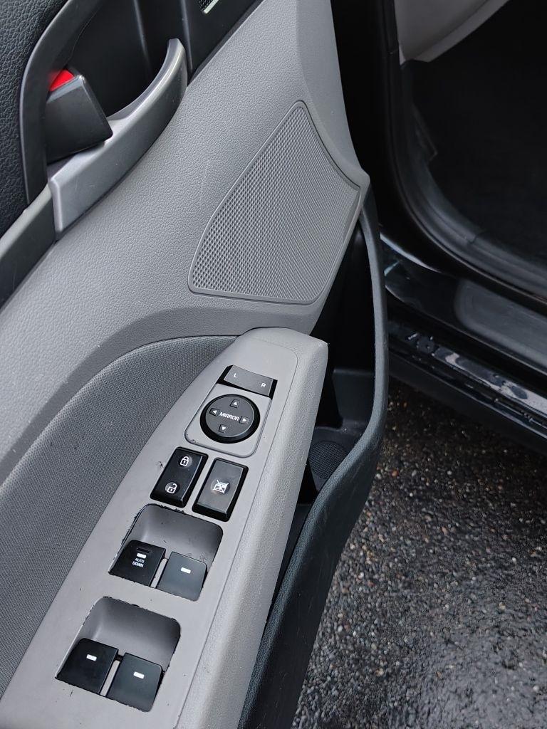 Hyundai Elantra  2018