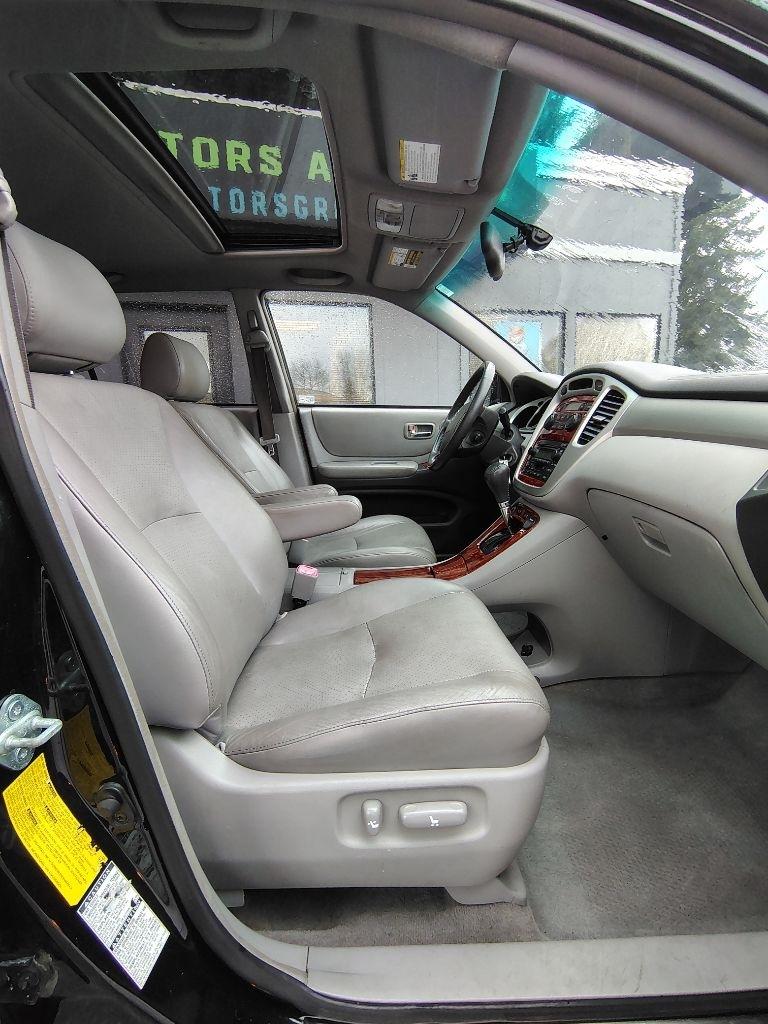 Toyota Highlander  2005