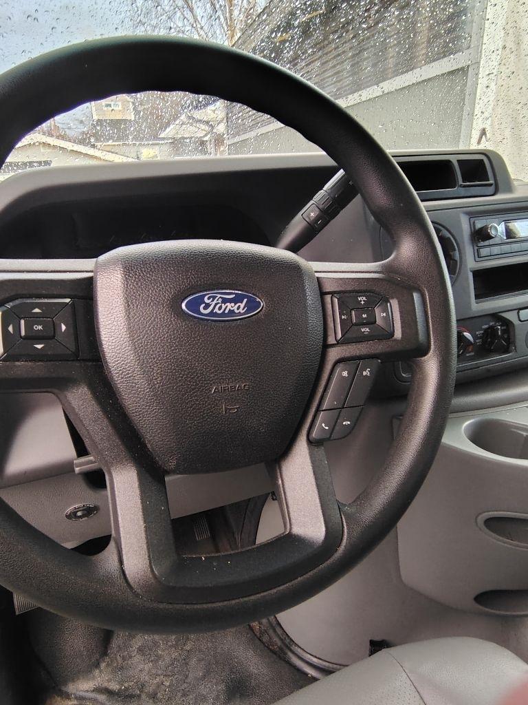 Ford Econoline  2022