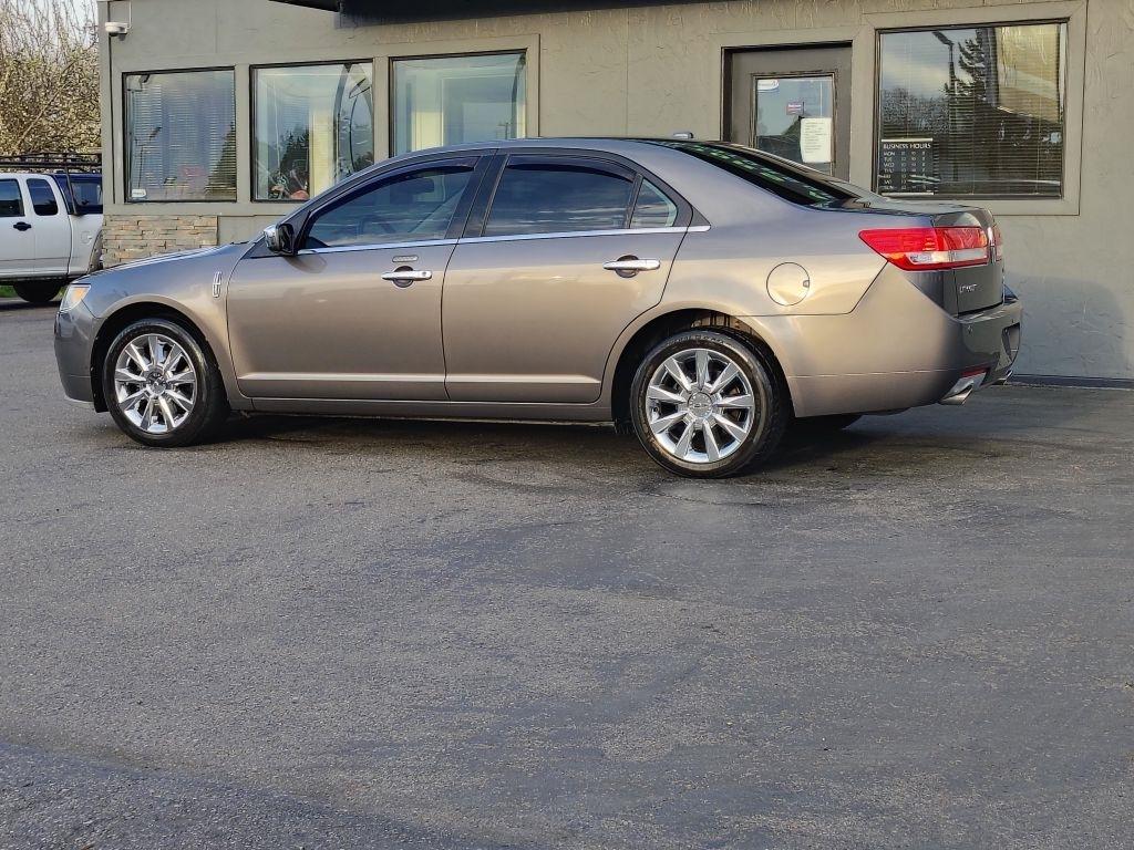 Lincoln MKZ  2011
