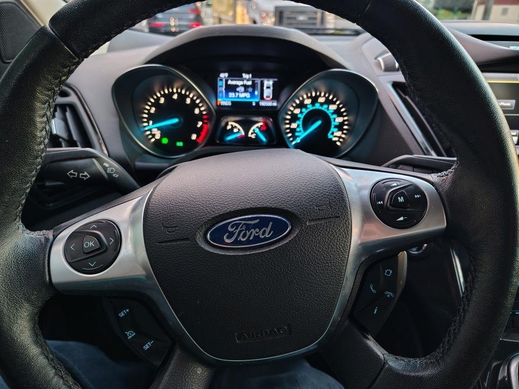 Ford Escape  2014