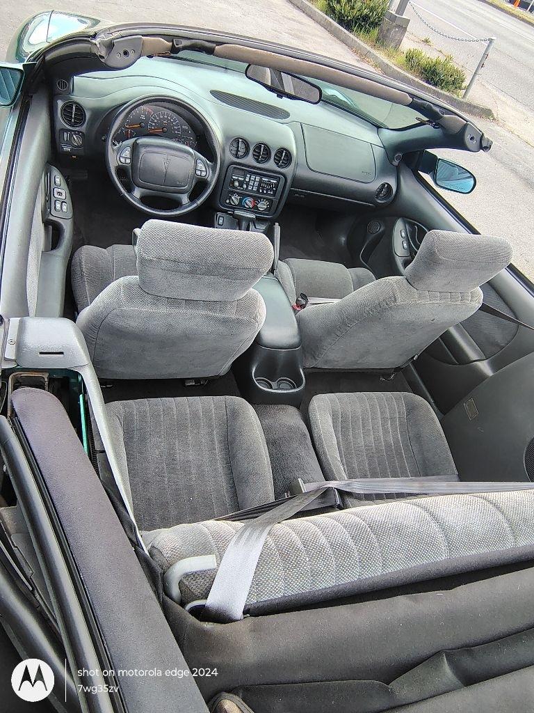 Pontiac Firebird  1998