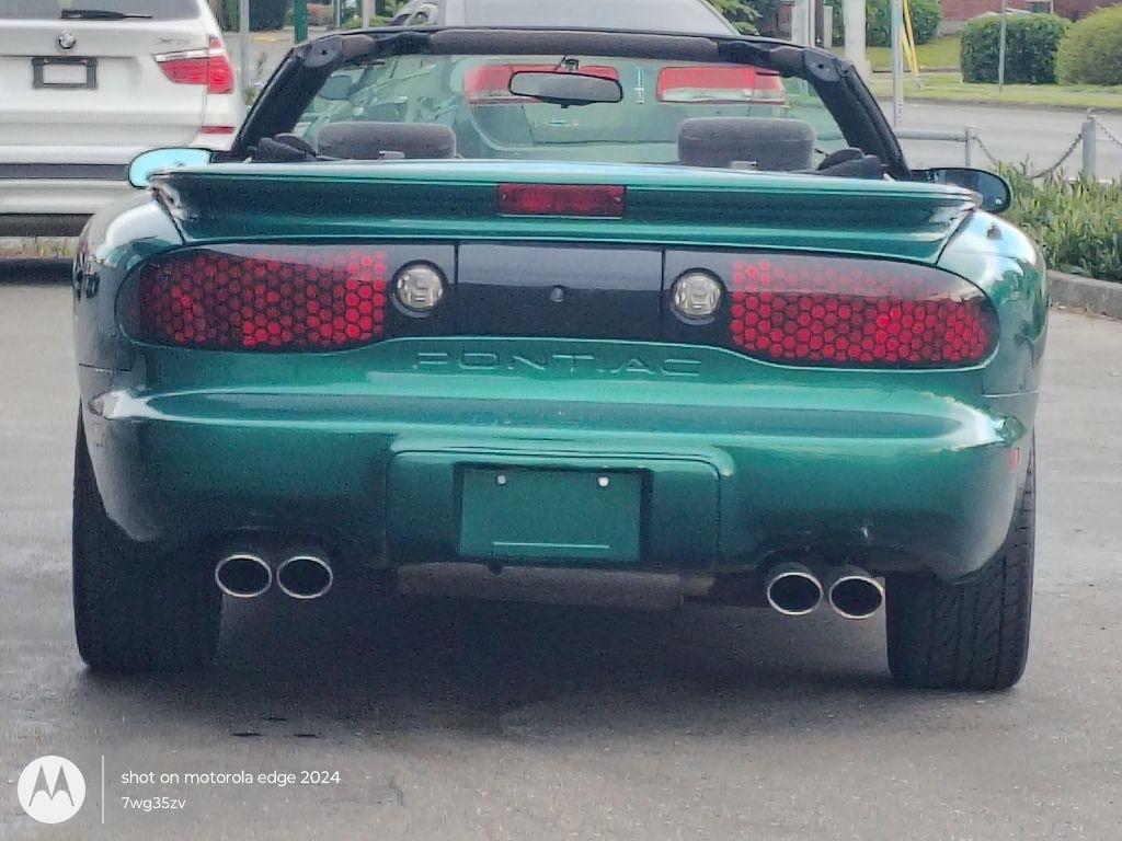 Pontiac Firebird  1998