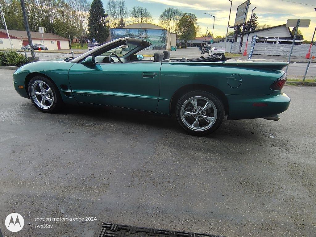 Pontiac Firebird  1998